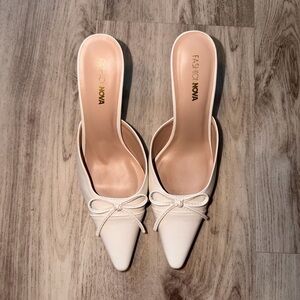 Fashion Nova Cream Pointed Mules